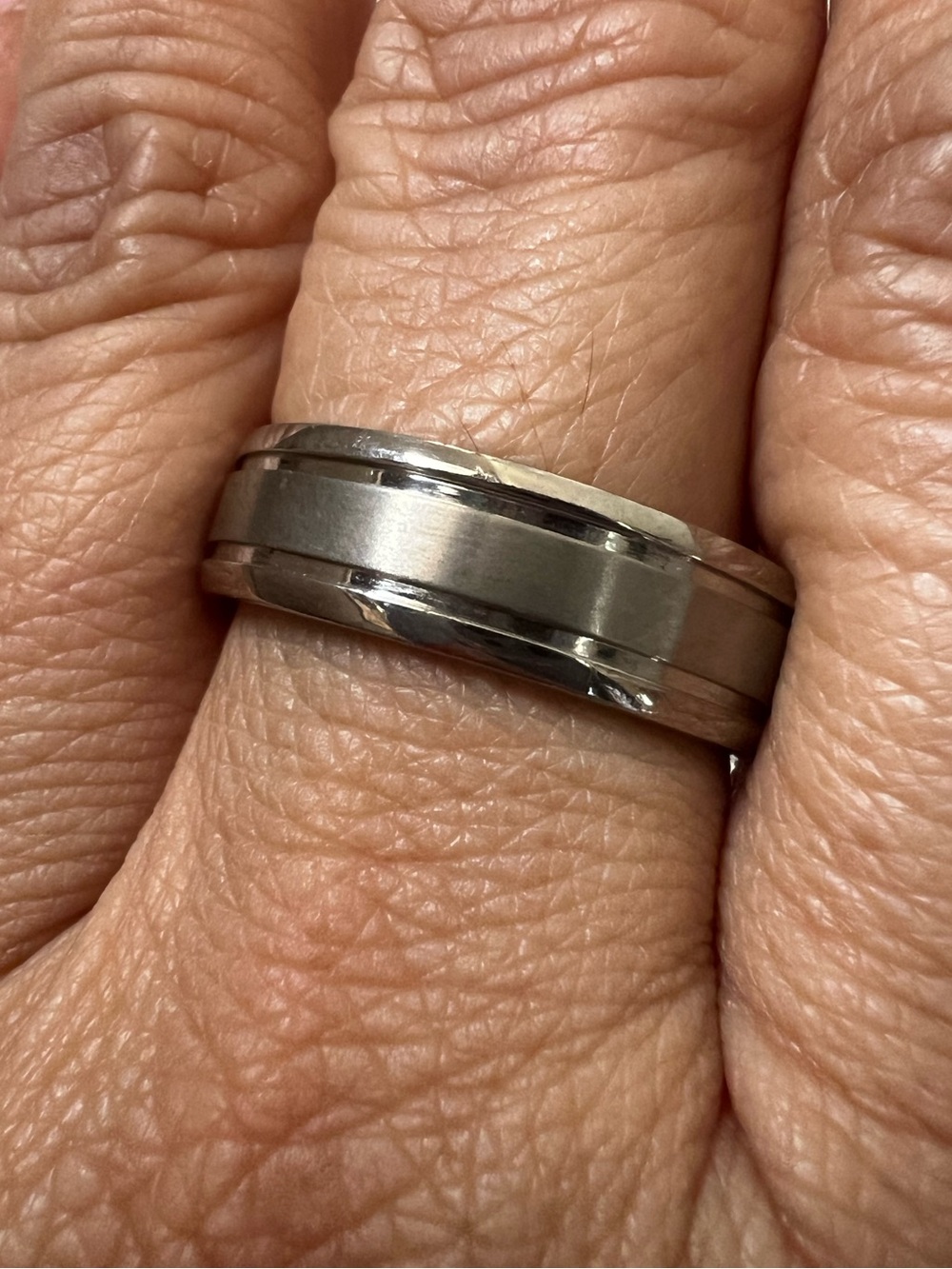 Mens Ring Size 10 Stainless Steel Brushed Center Band Ring #1005